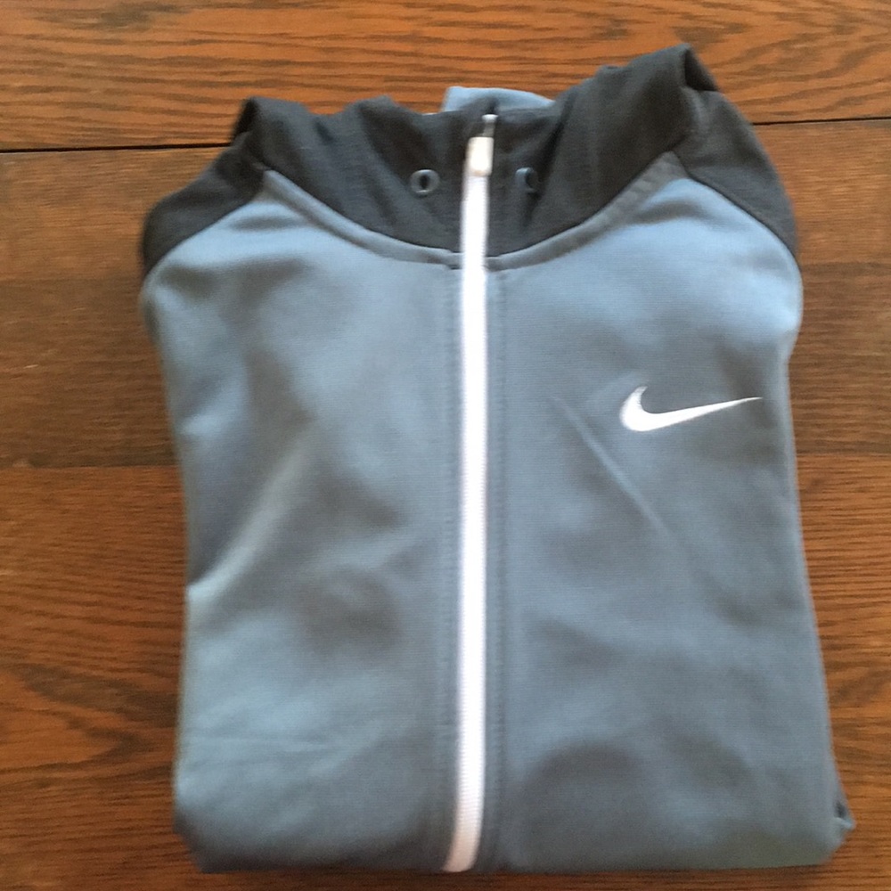 Nike men's small hooded zipper sweatshirt